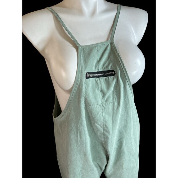 Unbranded Sage Green Spaghetti Strap Jumpsuit Large - Picture 2 of 4